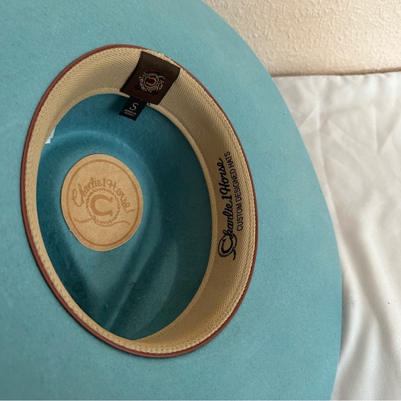 Charlie1horse custom blue hat with yellow ribbon and feather accents size small - Picture 6 of 6